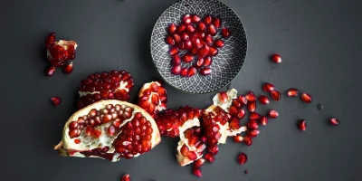 Top Health Benefits of Pomegranate & Seed Oil for Skin
